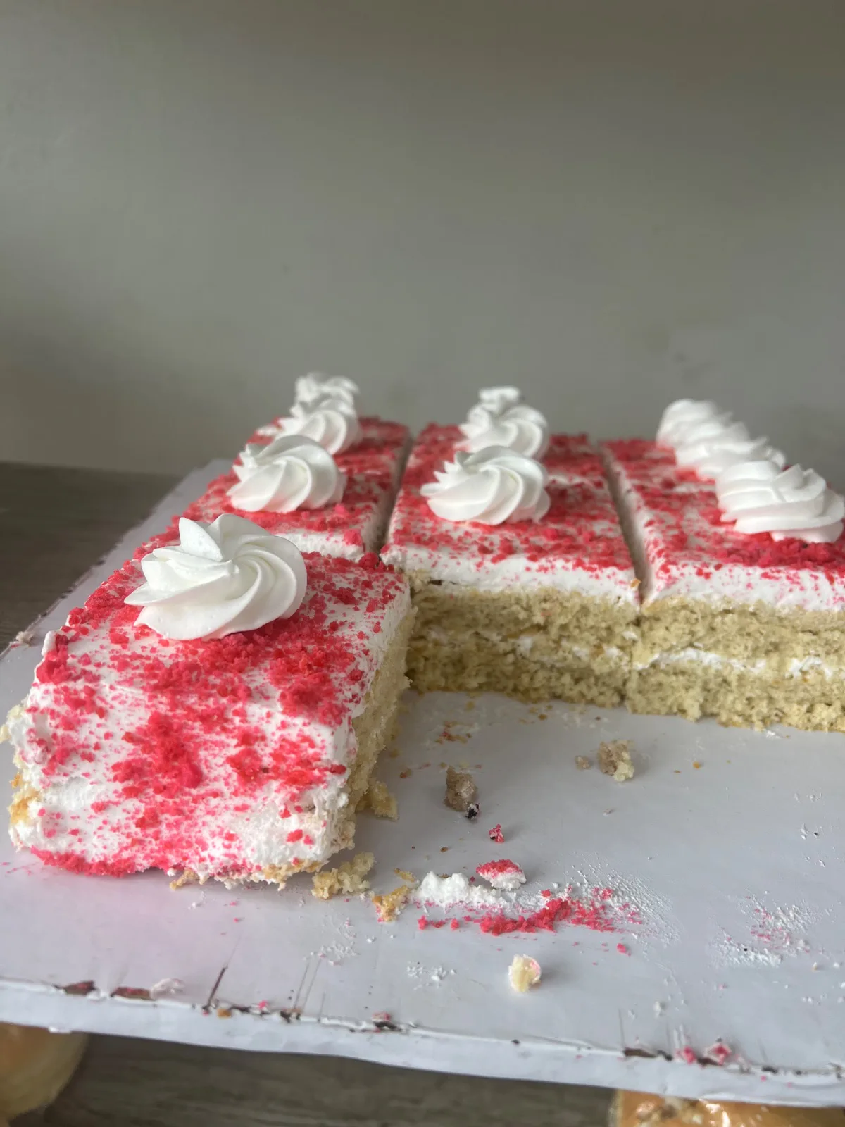 SLICED CAKES