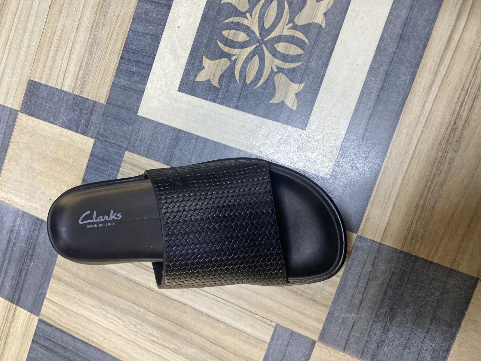 SANDLES