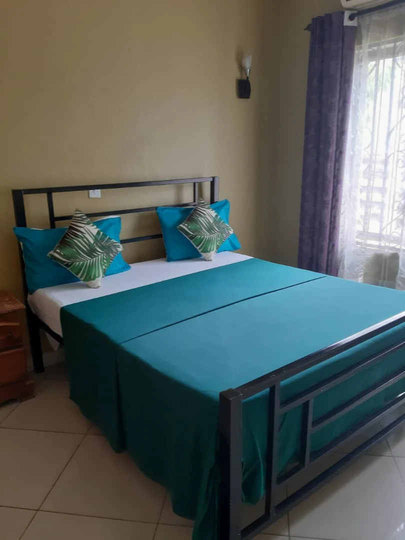 STEEL BED