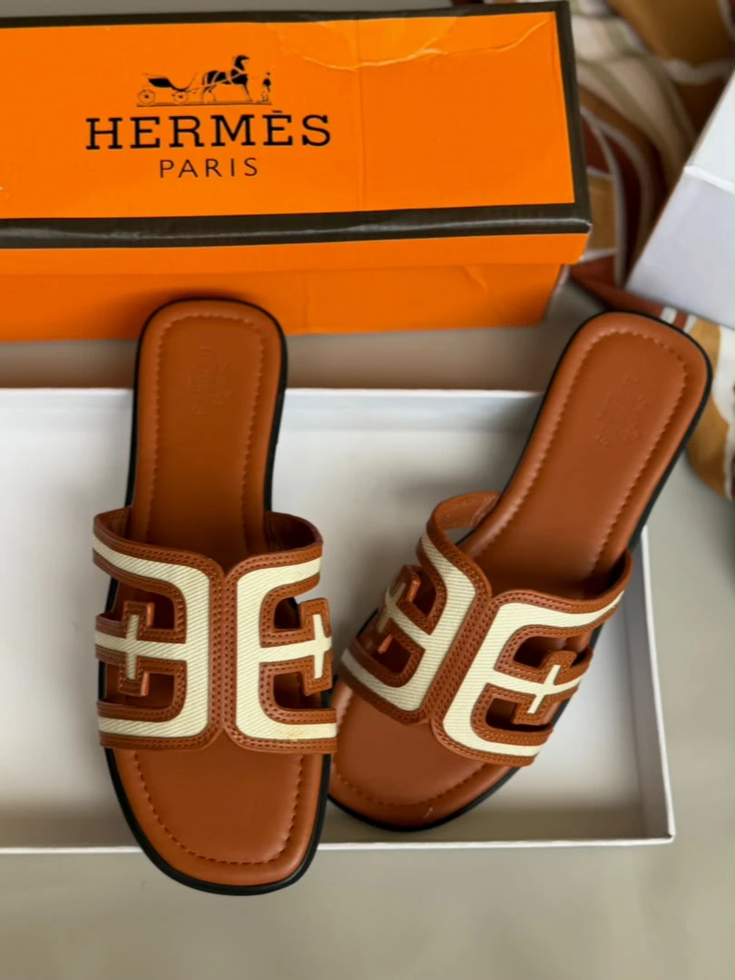 Ladies Designer Slide