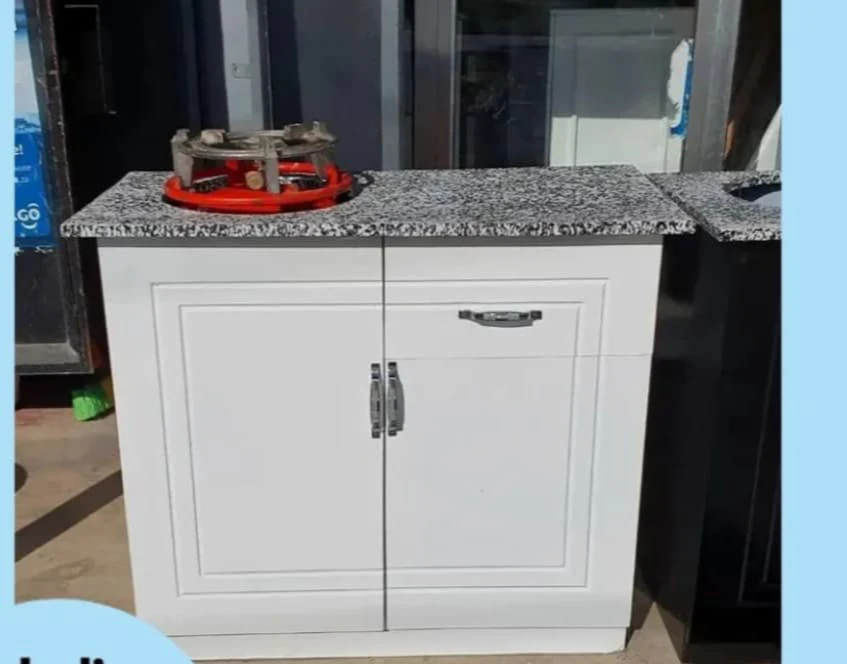 KITCHEN CABINET