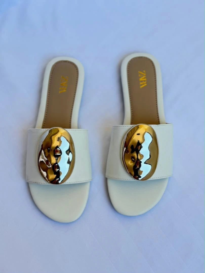ZARA SLIPPERS