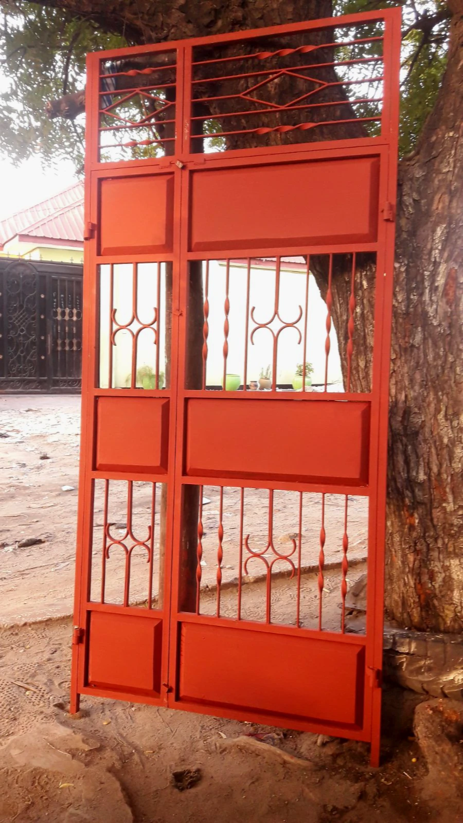 STEEL GATE