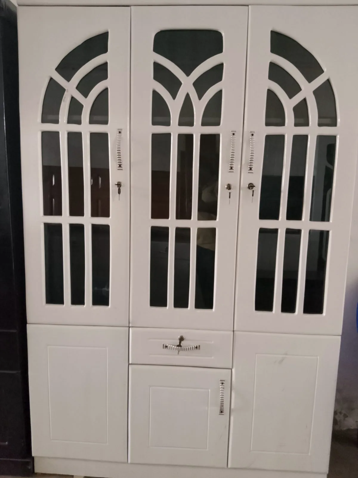 KABATI LA VYOMBO