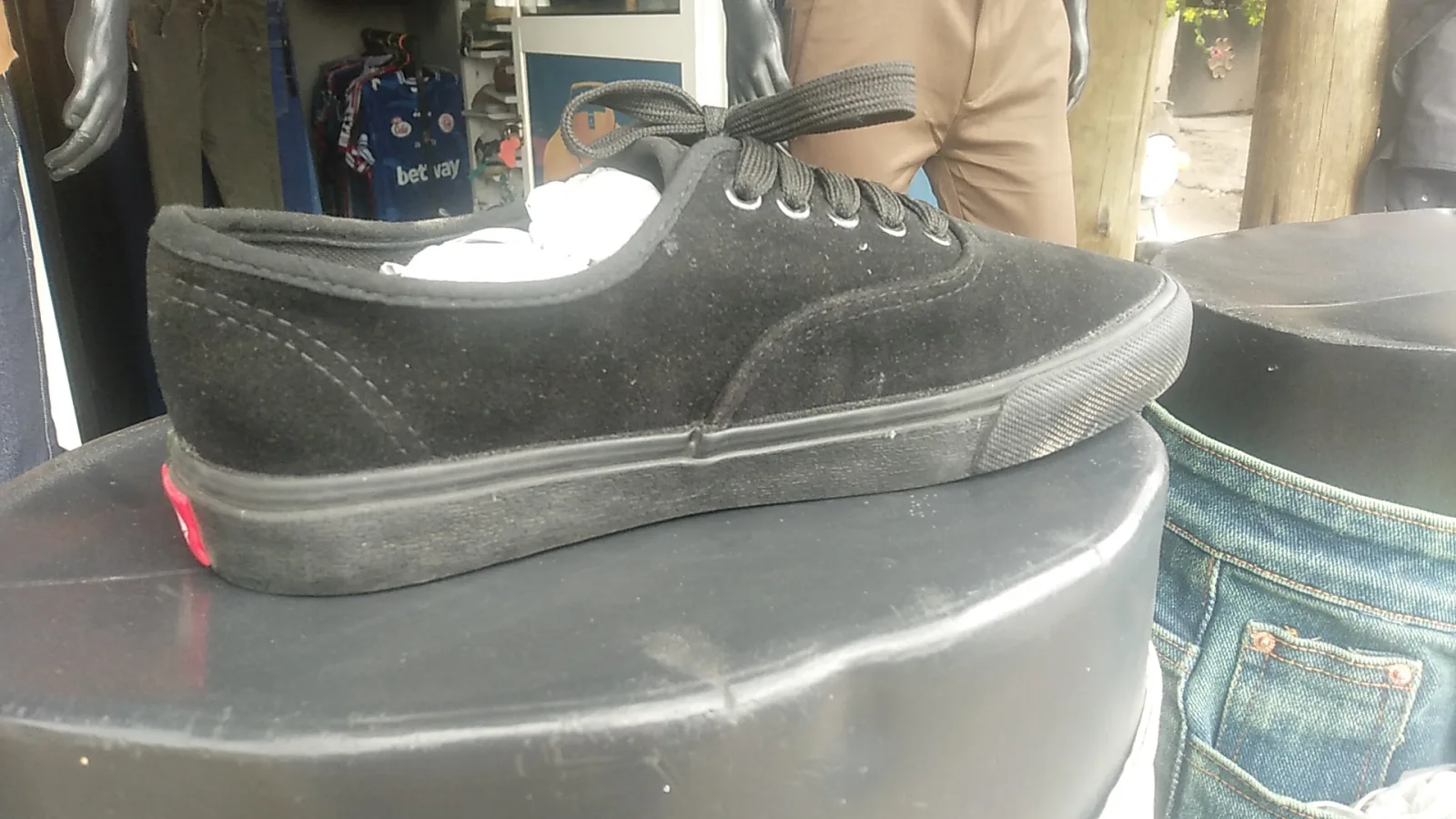 Sneakers
