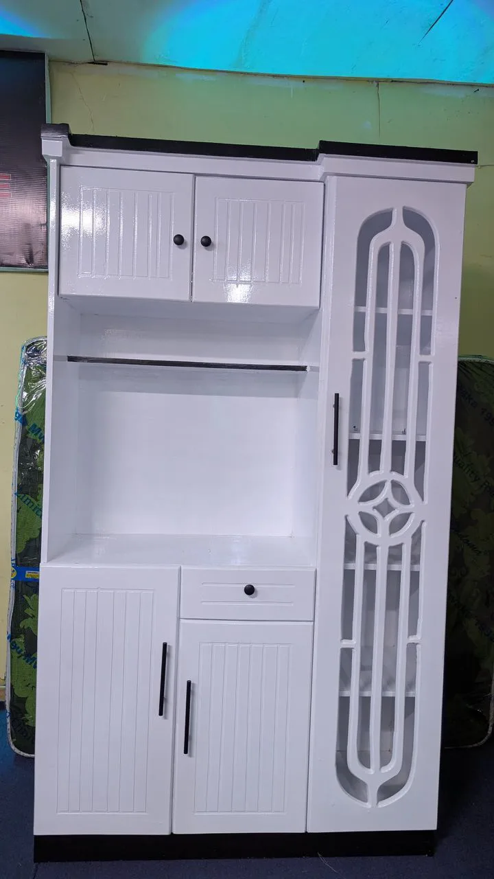 Kitchen cabinet.