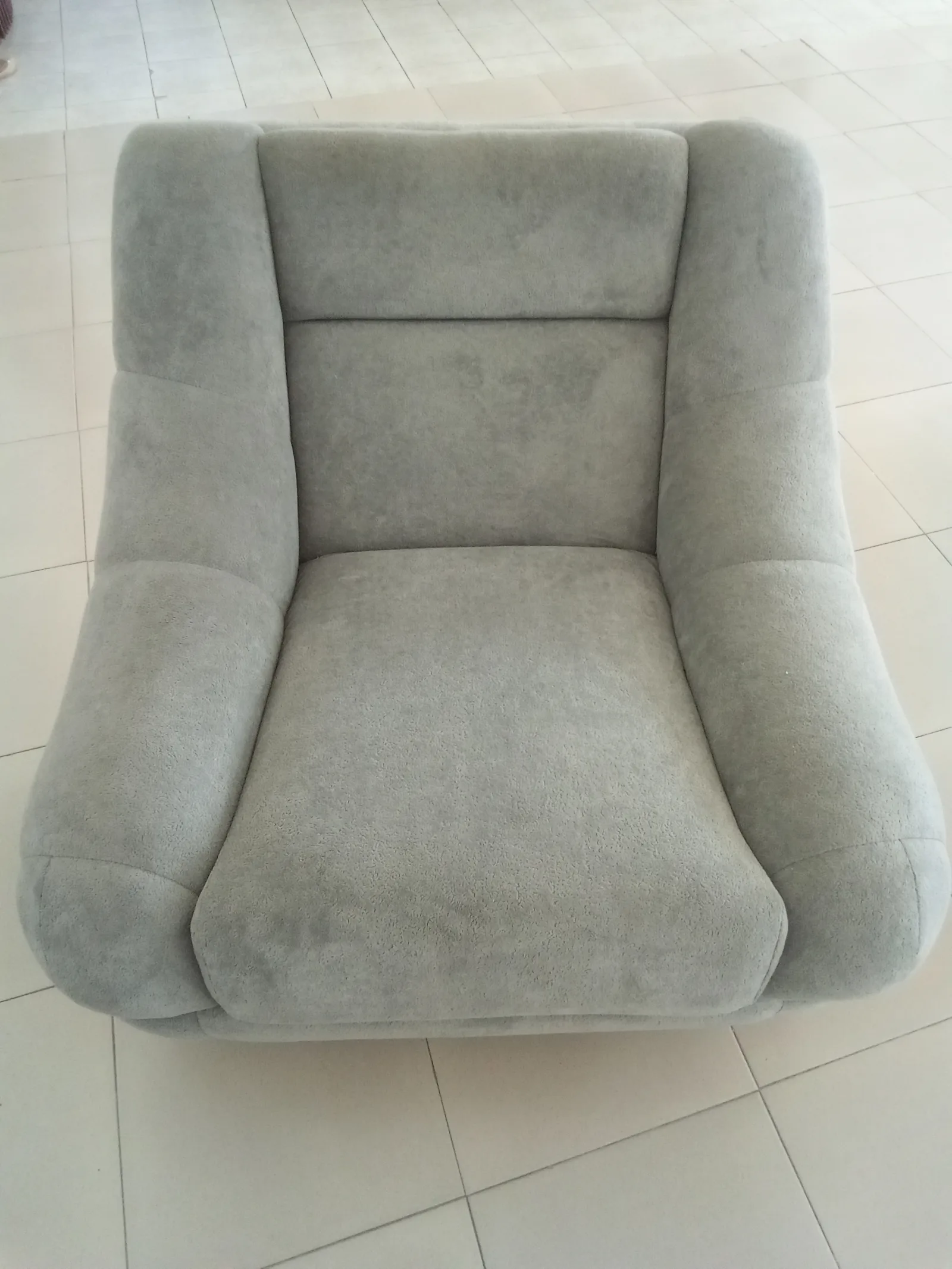 ARM CHAIR