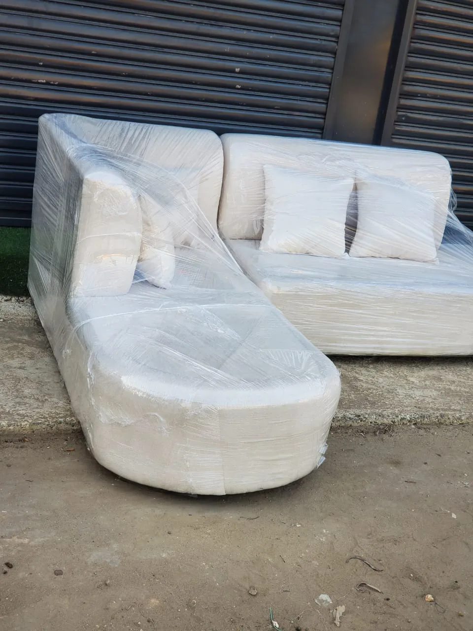 L-SHAPE SOFA