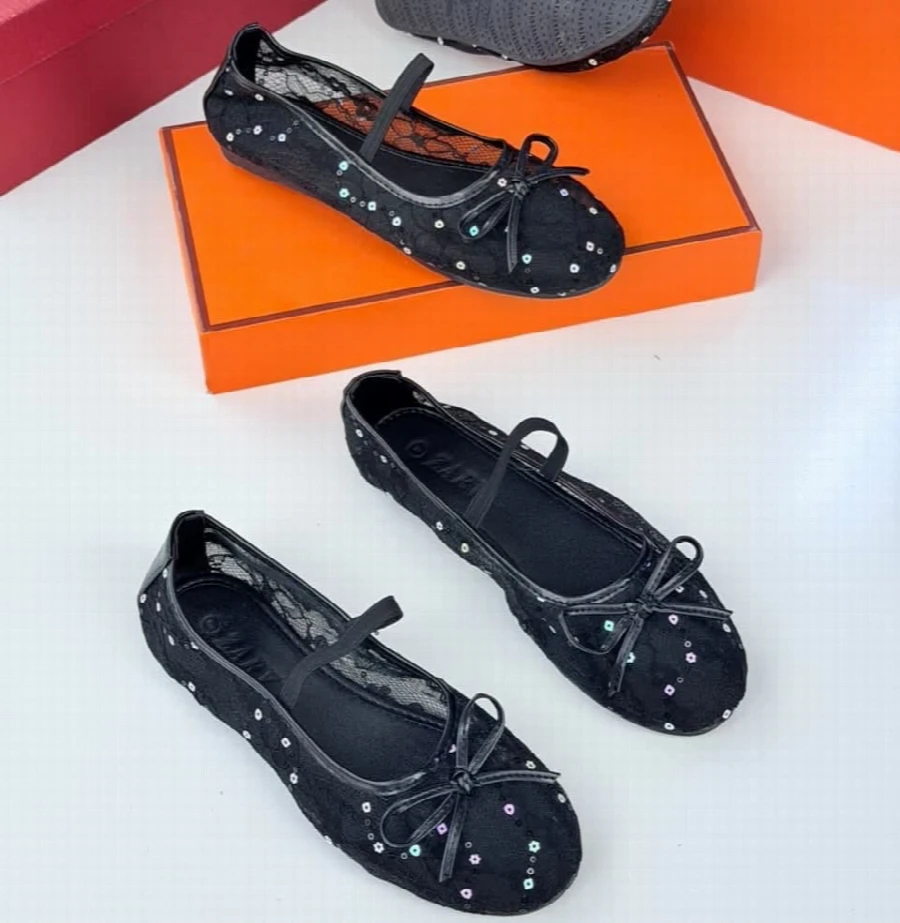 SIMPLE SHOES