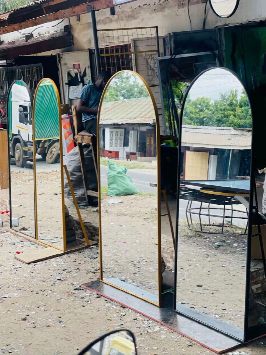 Mirror 🪞