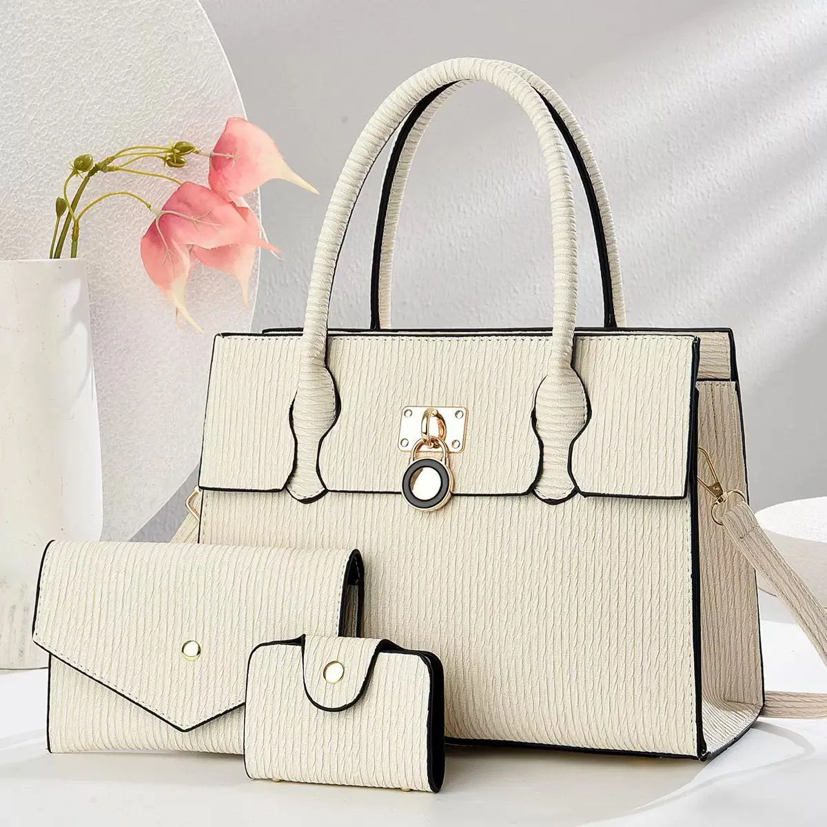 HAND BAGS