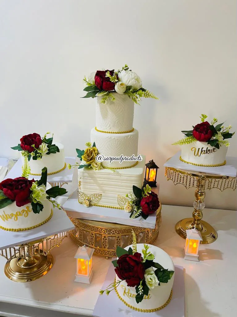 WEDDING CAKES