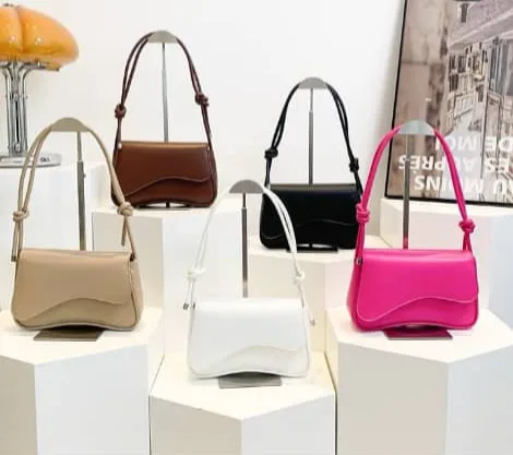 SMALL TRIANGLE HANDBAGS